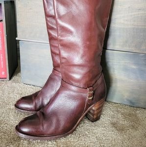 Frye knee high boots - Size 8